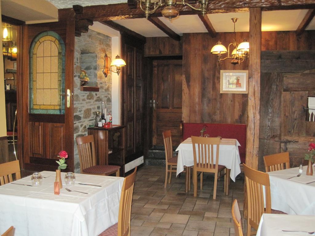 Hotel Florian نوس المظهر الخارجي الصورة